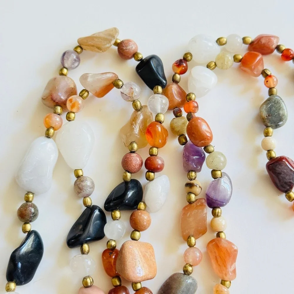 VTG NECKLACe carnelian quartz jasper Beggars round‎ Beads Natural Hippie 34
